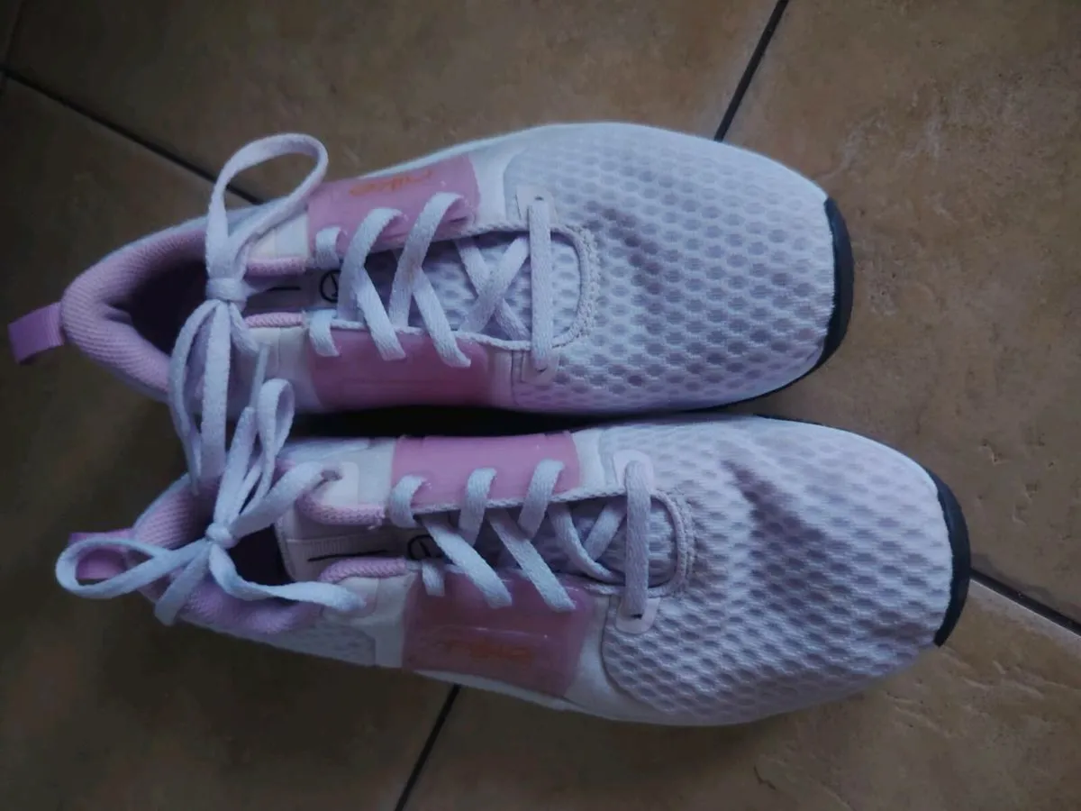 Nike Women's Renew In-Season TR 10 - Image 2