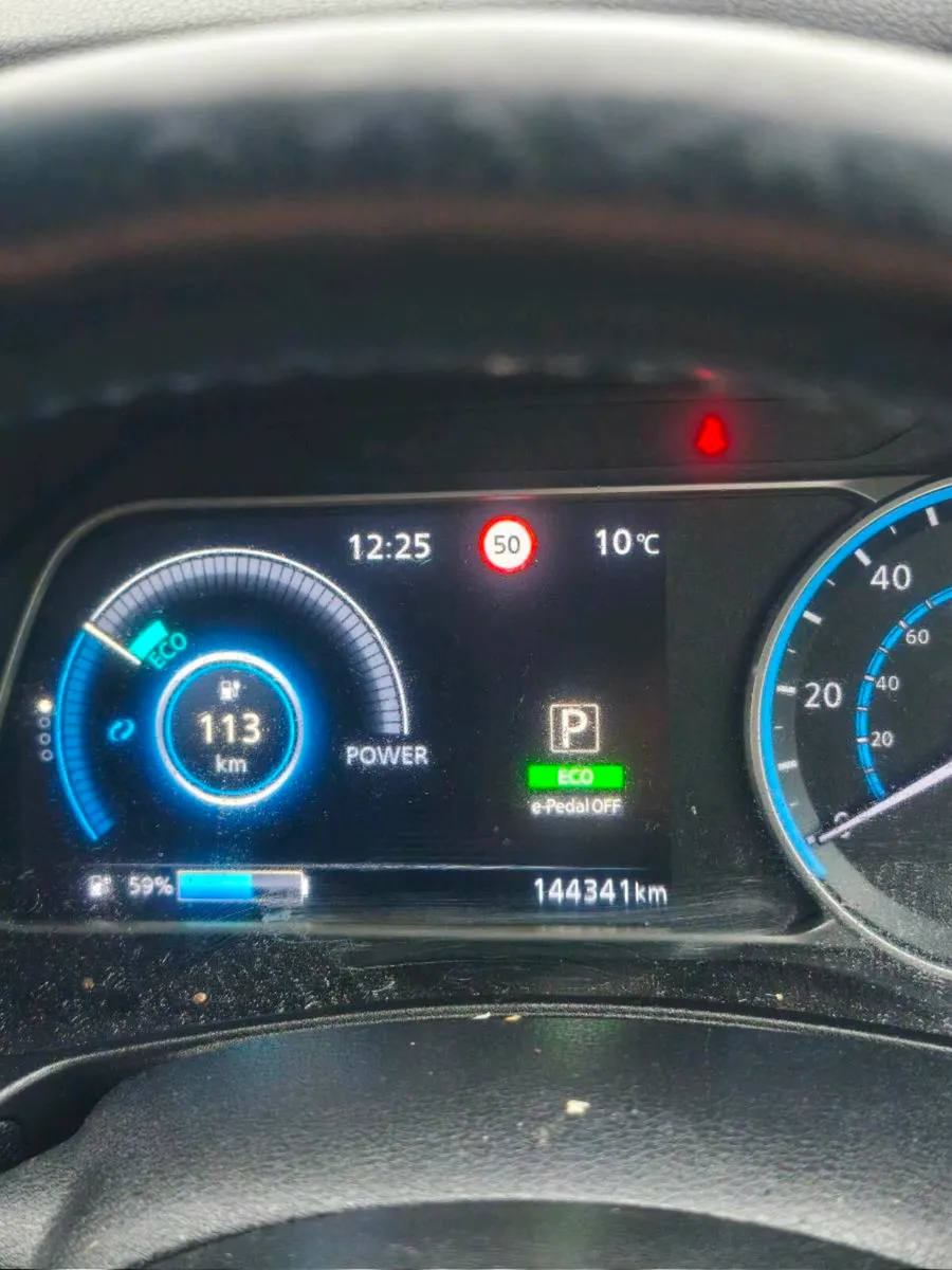 Nissan leaf 2018 - Image 4