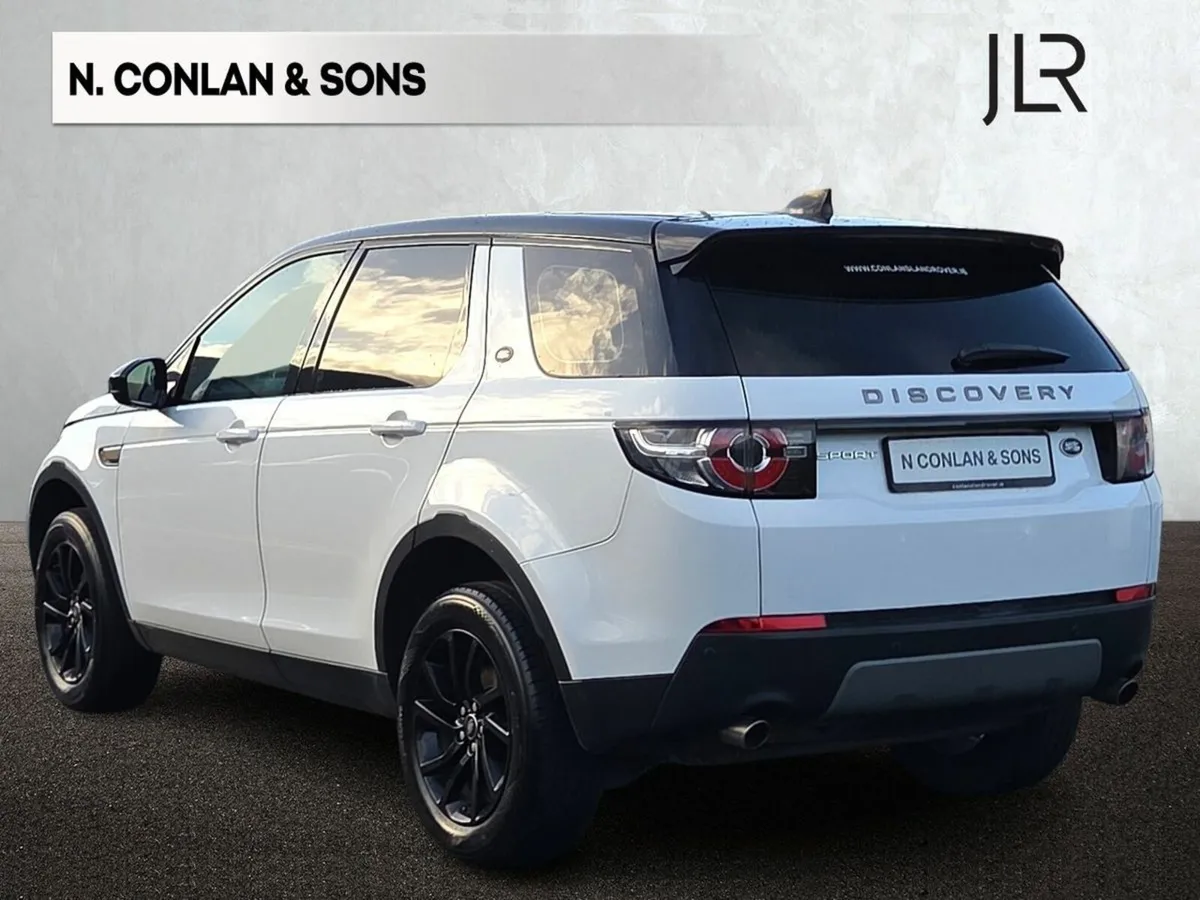 Land Rover Discovery Sport 2.0D SE 150BHP MANUAL - Image 2