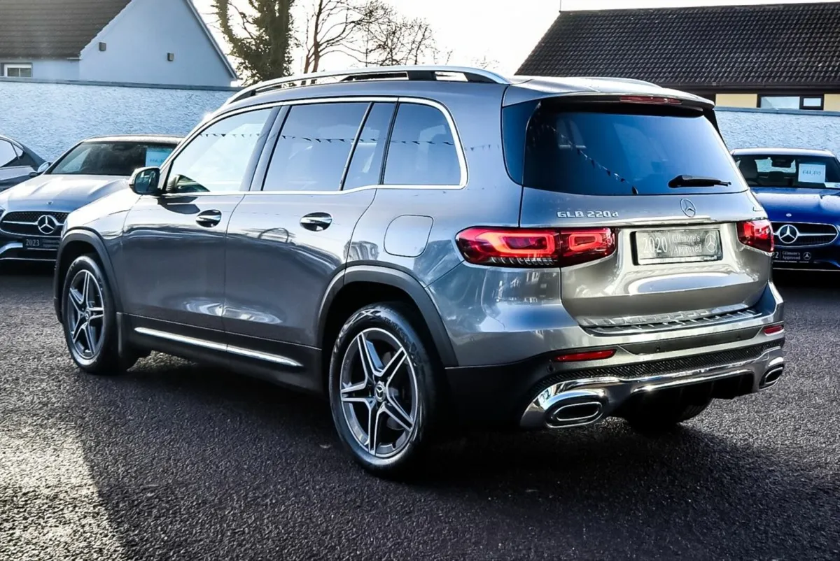 Mercedes-Benz GLB 220d AMG 4Matic Huge Spec - Image 4