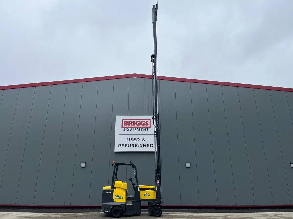 [1] 2019 Aisle Master 20WHE Forklift (REF:11505) - Image 2