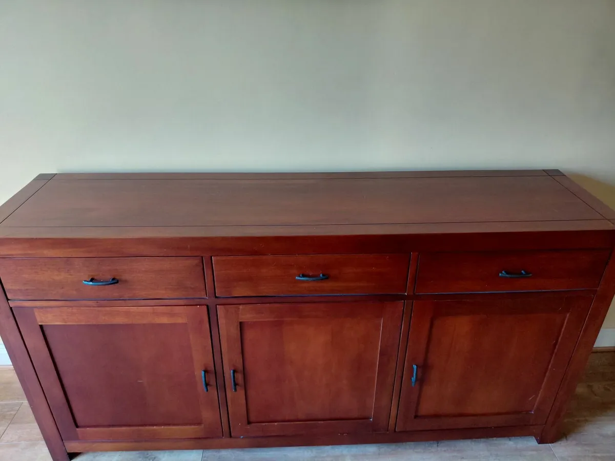 Large sideboard - Image 1