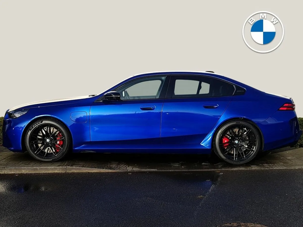 BMW M5 M5 Saloon - Image 3
