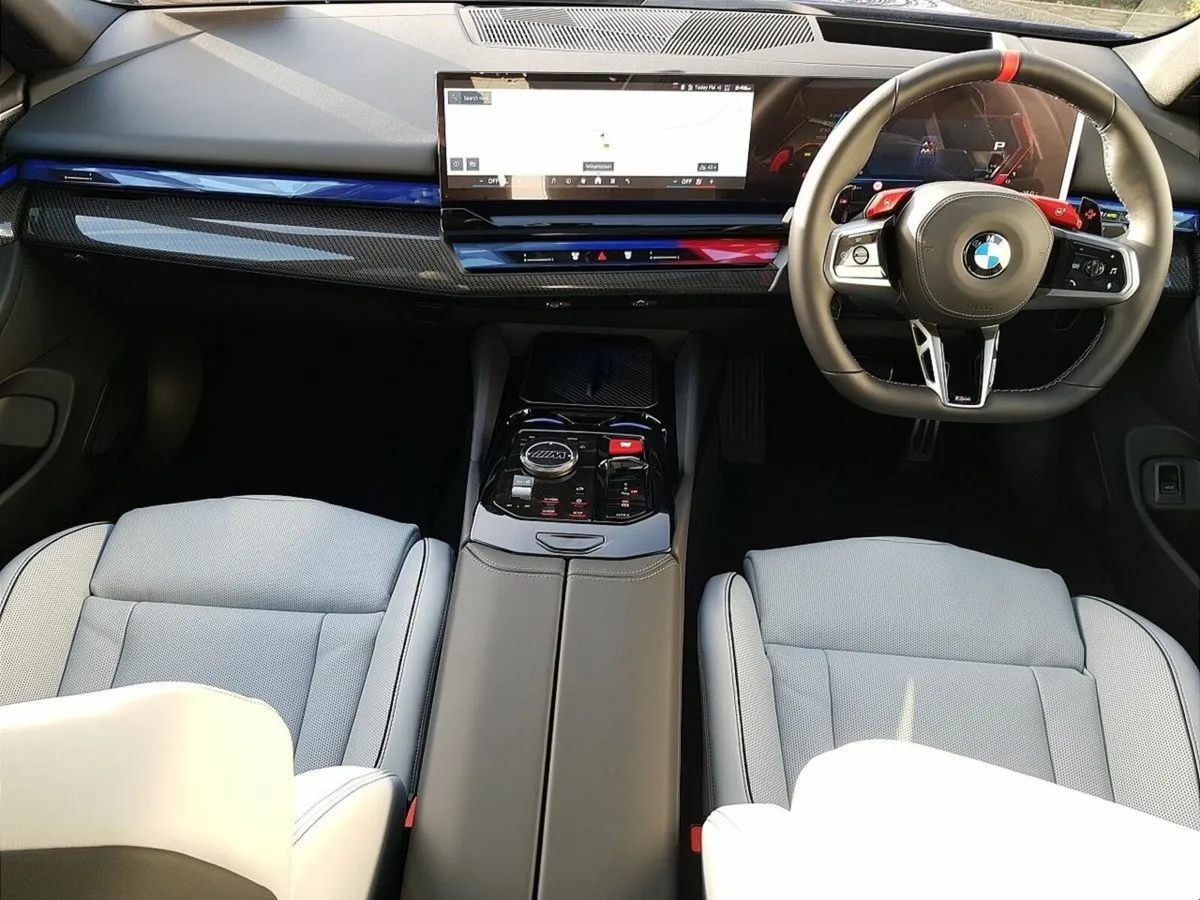 BMW M5 M5 Saloon - Image 4