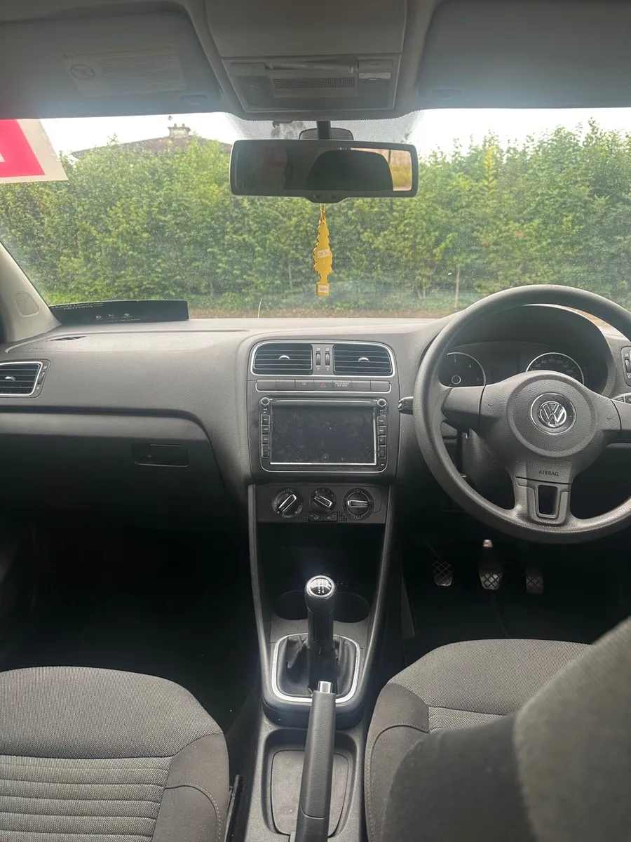 Volkswagen polo - Image 3