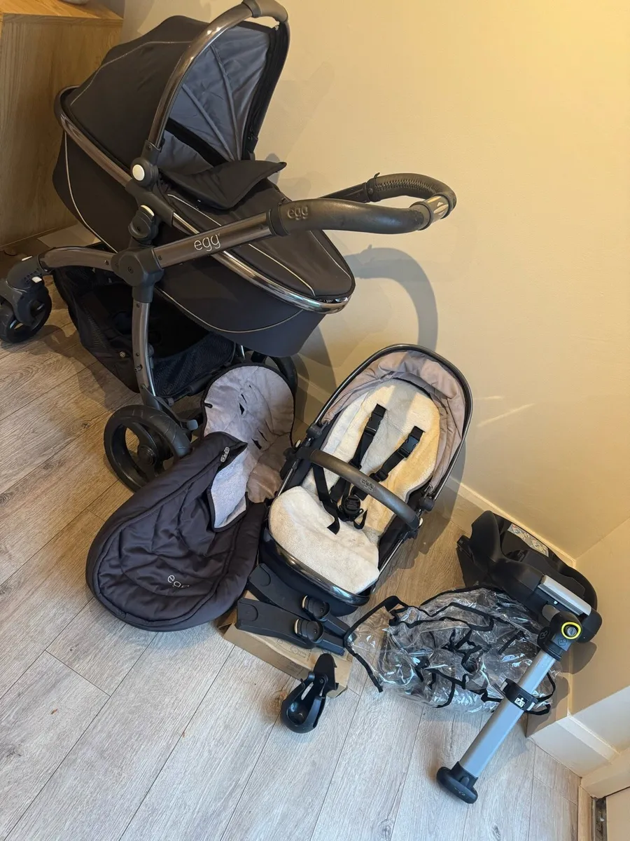 EGG travel system - Image 1