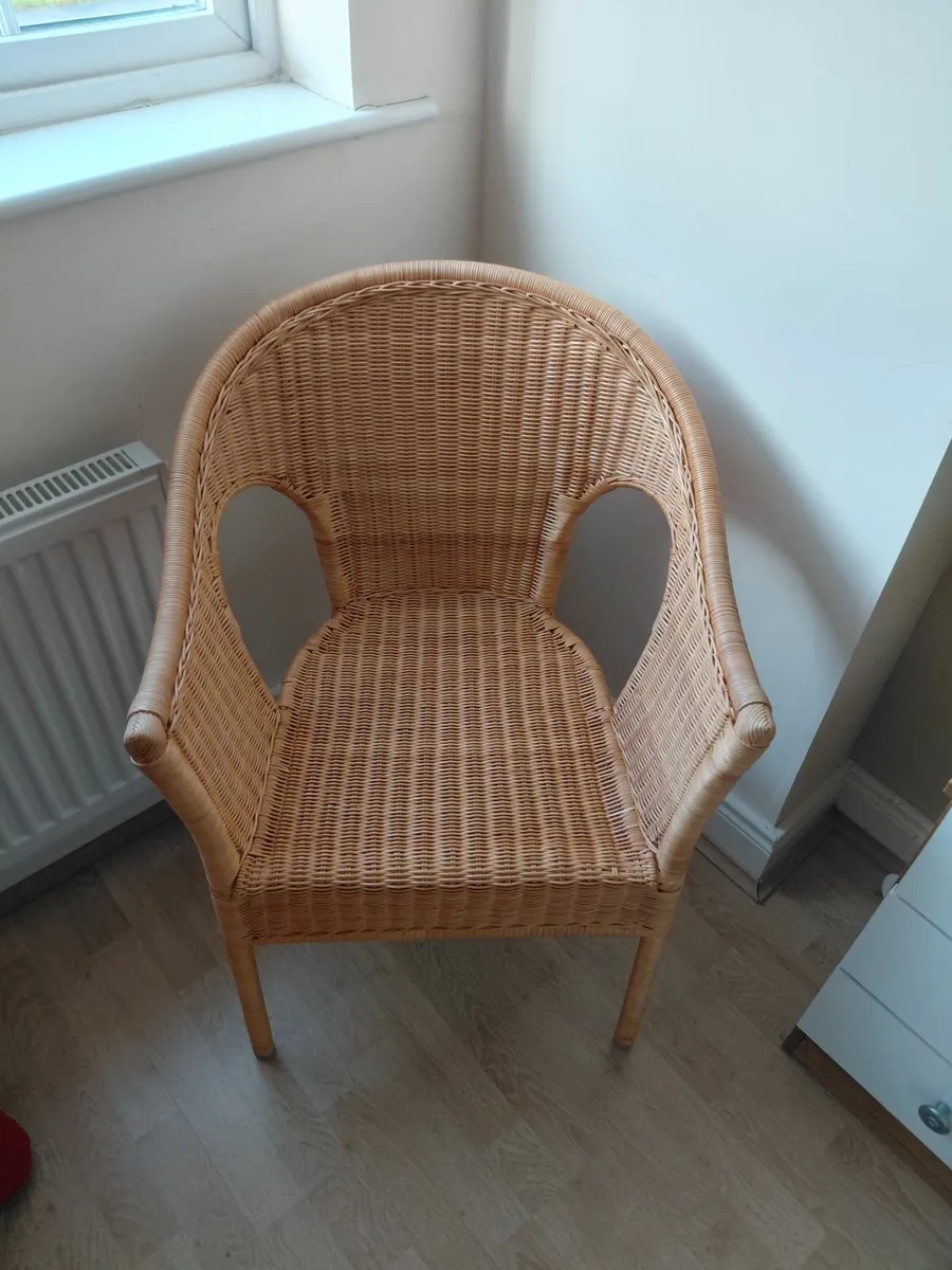 Wicker chair - Image 2