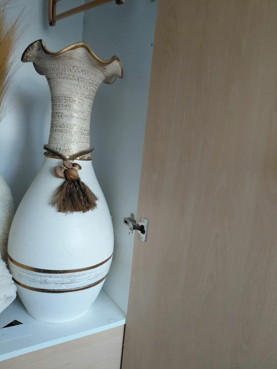 Large vase - Image 2