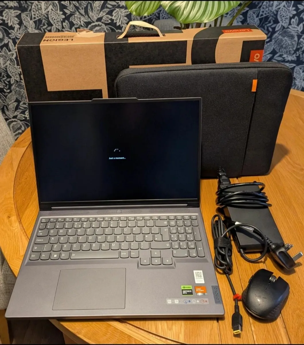 LaptoLenovo Legion Slim 5 16APH8 • RTX 4060 • 1TBp - Image 4