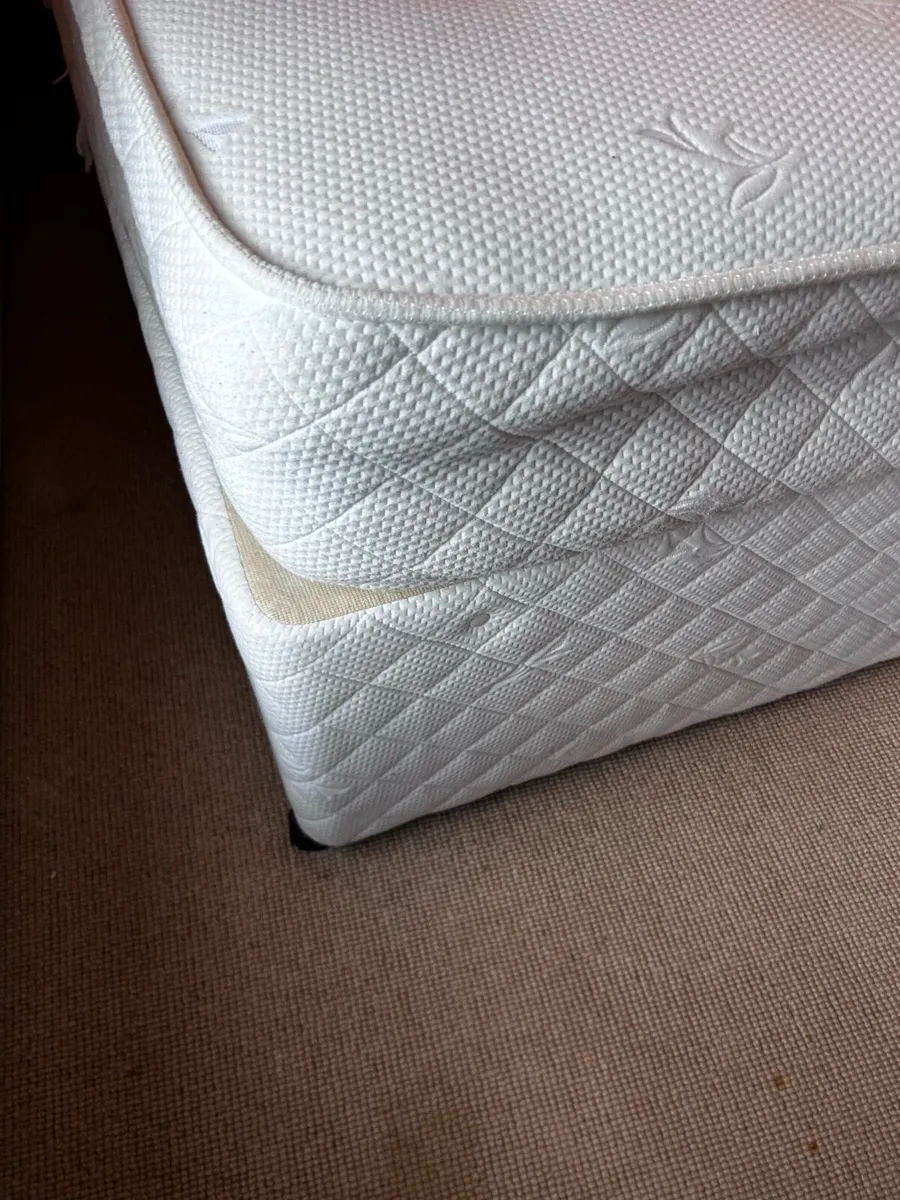 Dura Double Mattress set - Image 2