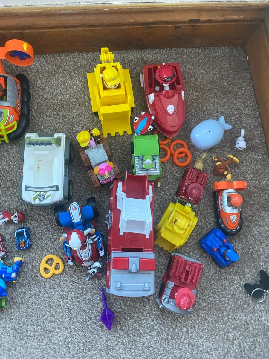 Paw patrol toys - Image 3