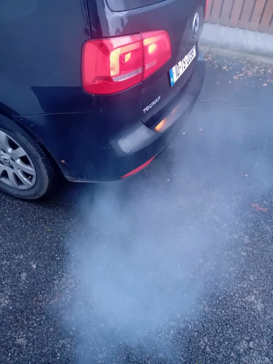 Vw touran nctd taxed read add before calling - Image 4