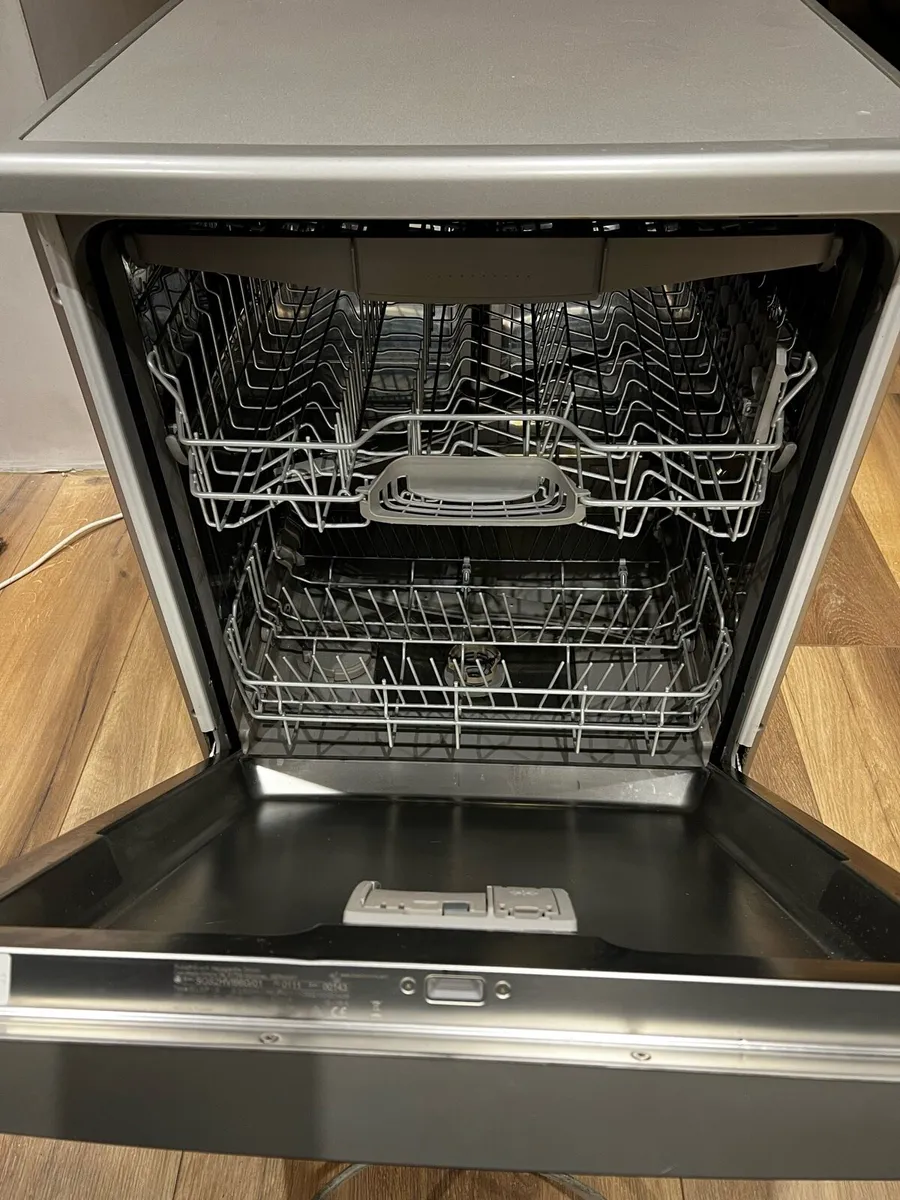 Bosch Dishwasher - Image 4