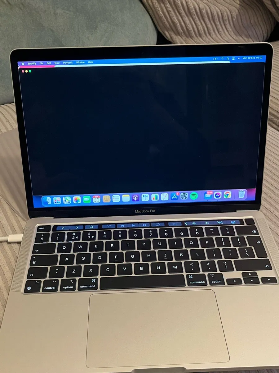 MacBook Pro 13 - Image 2