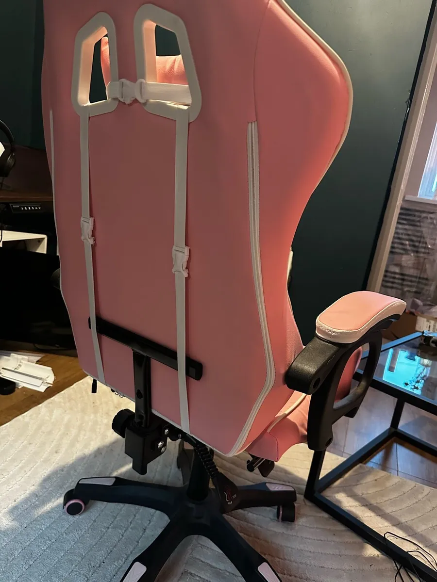 Pink Gaming Chair (With Built-In Footrest) - Image 2
