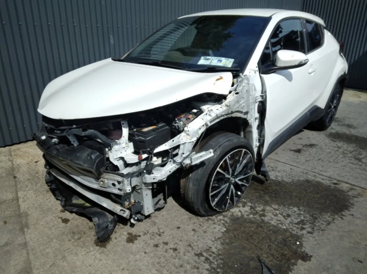 2017 Toyota C-HR For Breaking/Dismantling - Image 1