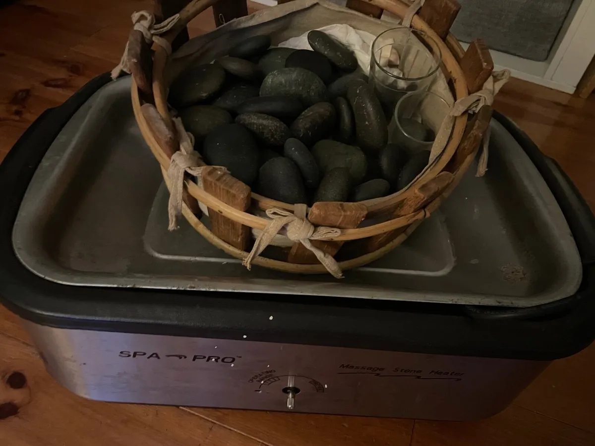 Hot stone massage oven - Image 1