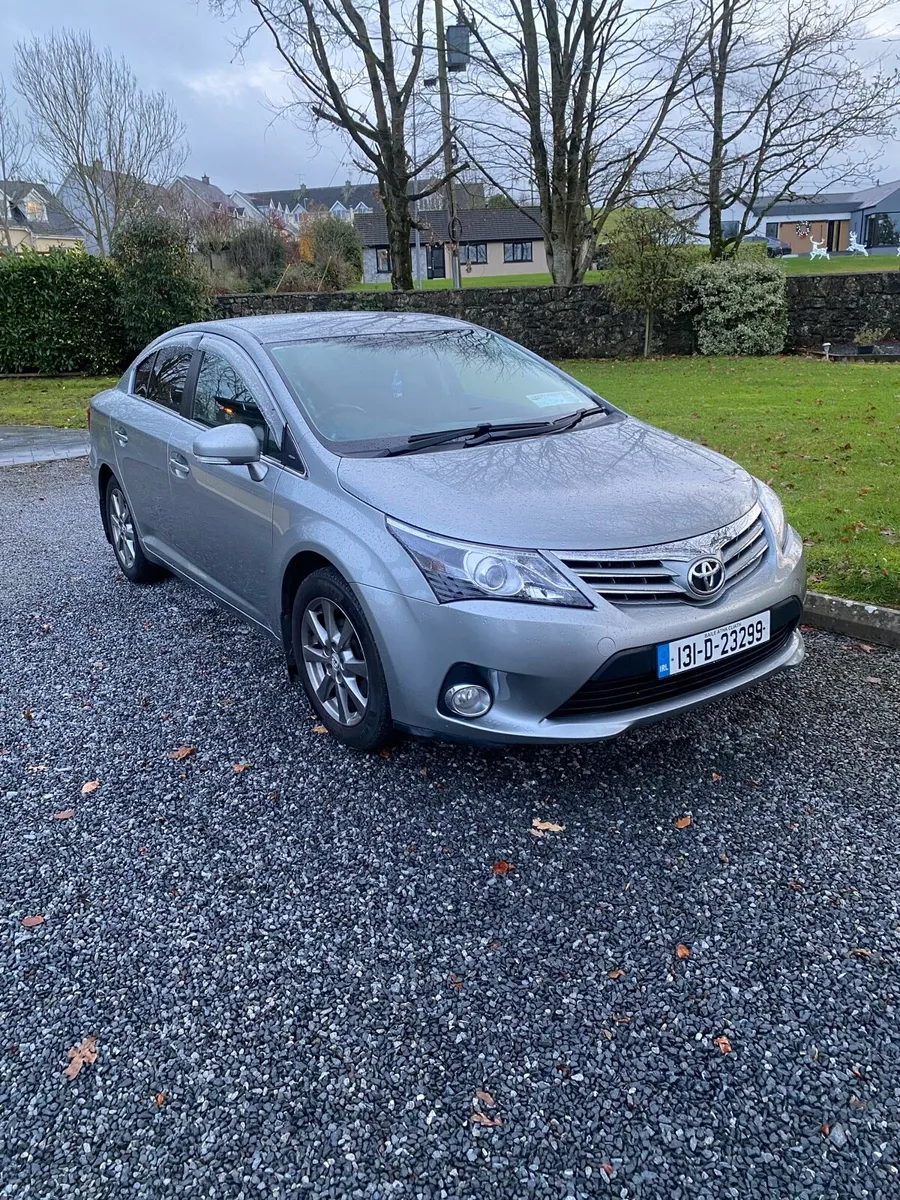 Toyota Avensis Aura 2.0 Diesel - Image 2