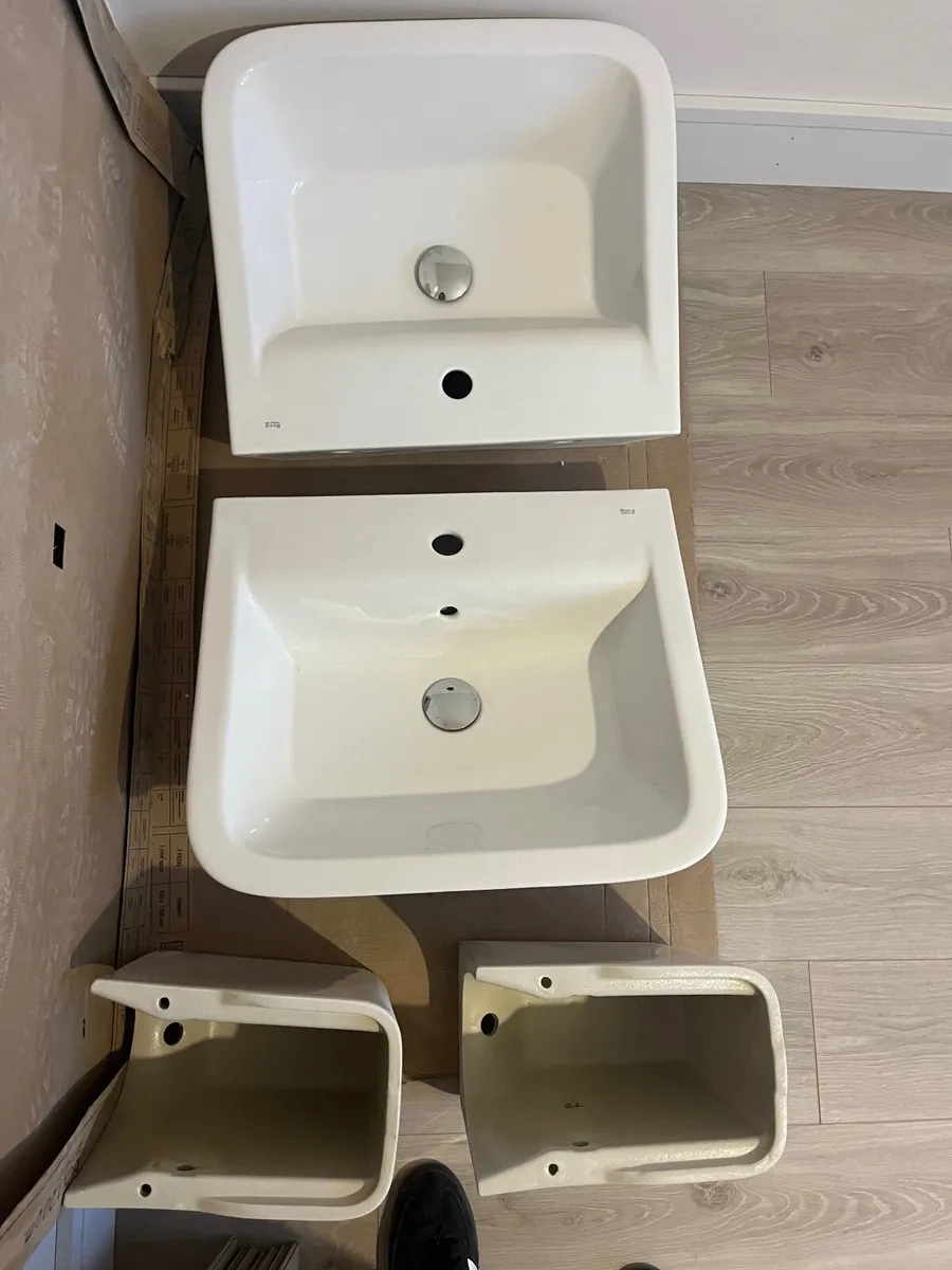 2 brand new sinks - Image 1