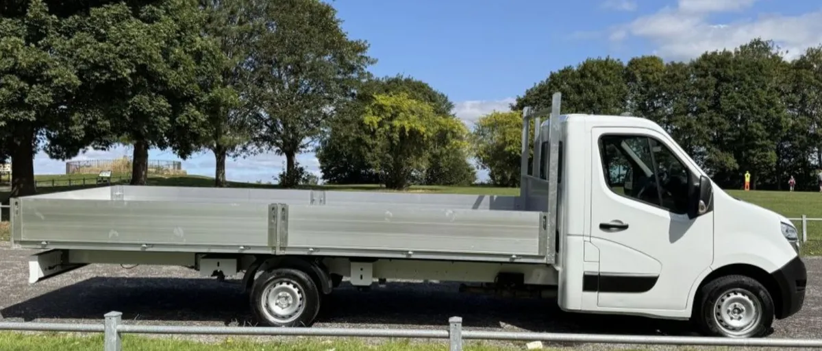 NISSAN INTERSTAR 2.3Dci Teckna 3.5t 5.2m. Dropside - Image 4