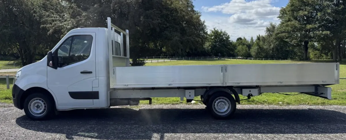 NISSAN INTERSTAR 2.3Dci Teckna 3.5t 5.2m. Dropside - Image 2