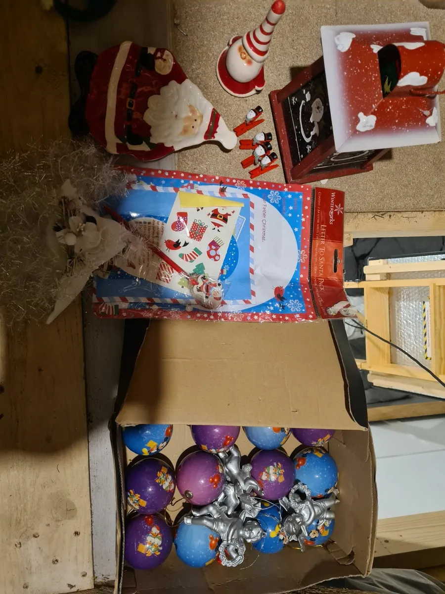 Christmas decorations - Image 1