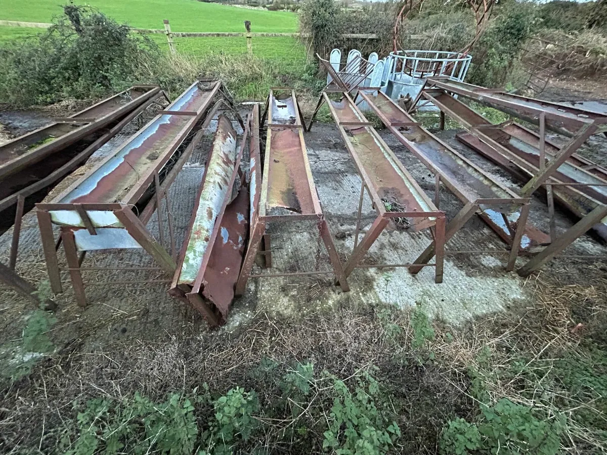 Cattle feed troughs - Image 2
