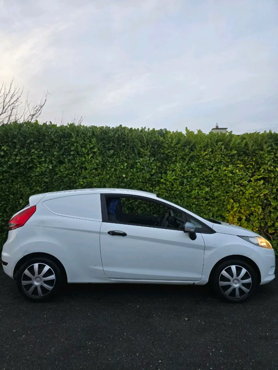 2012 Ford Fiesta Van 1.4 ⛽️  CVRT DEC 2026 + Taxed - Image 1