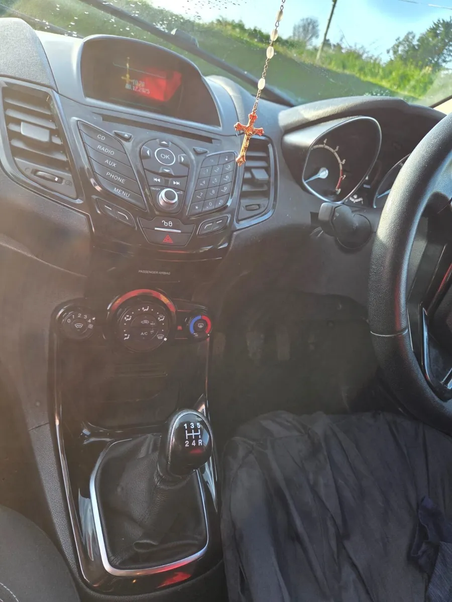 1.2 Ford fiesta - Image 3