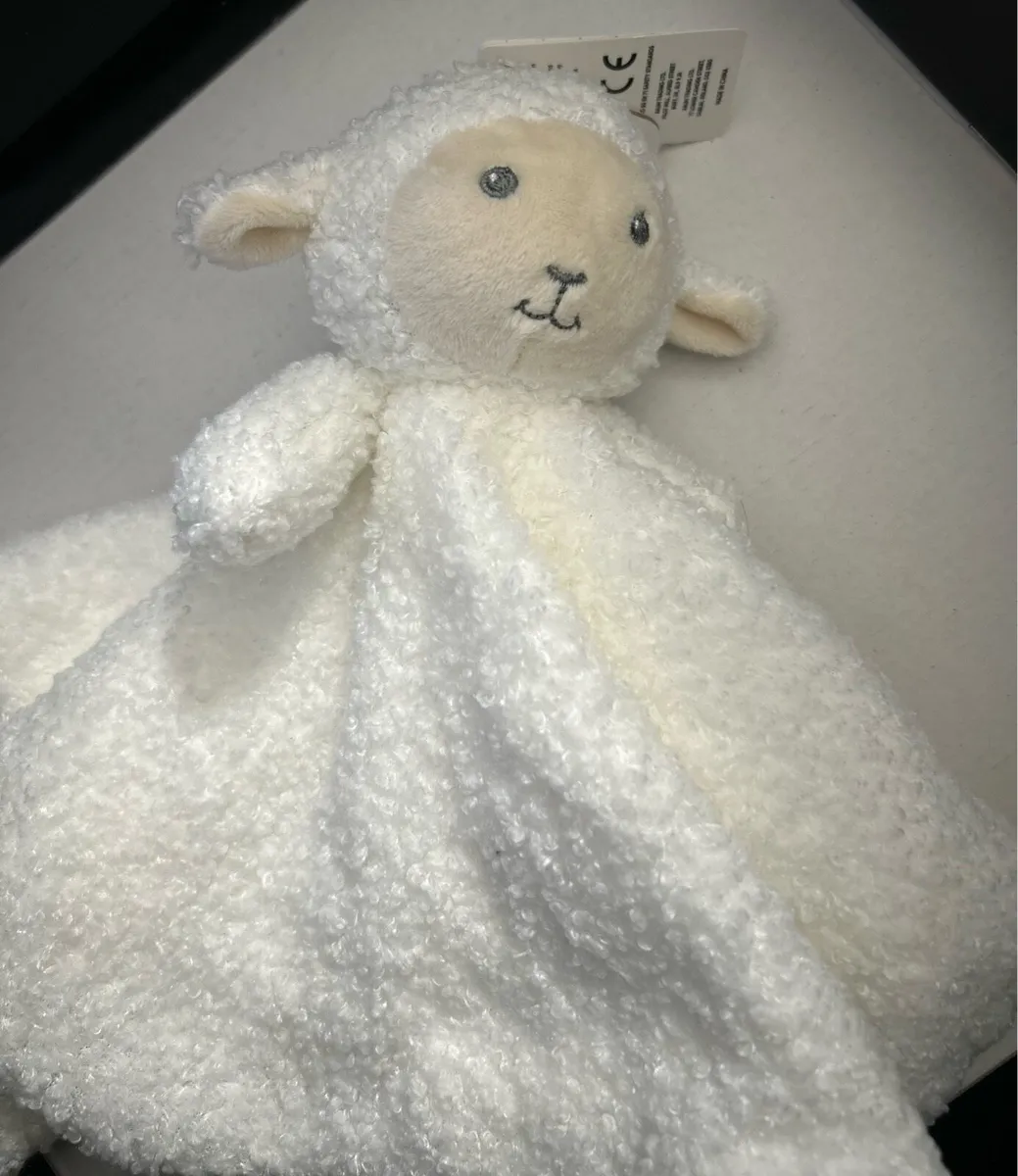 baby comforter New with tag - Image 2