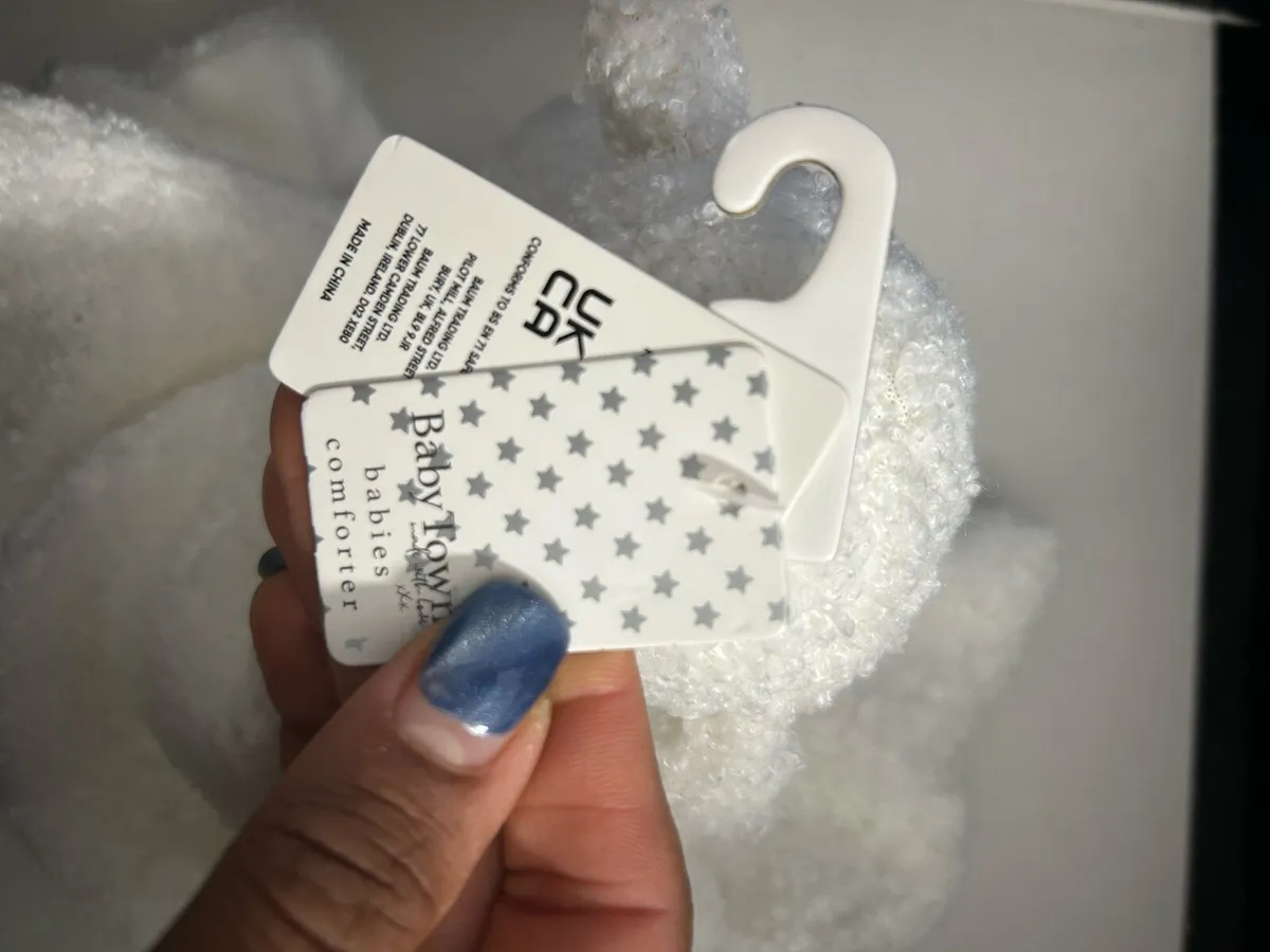 baby comforter New with tag - Image 4