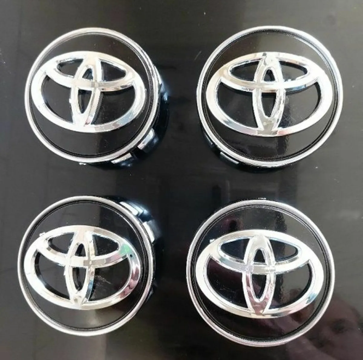 4 x Toyota Centre Caps (62mm) FREE POST - Image 1