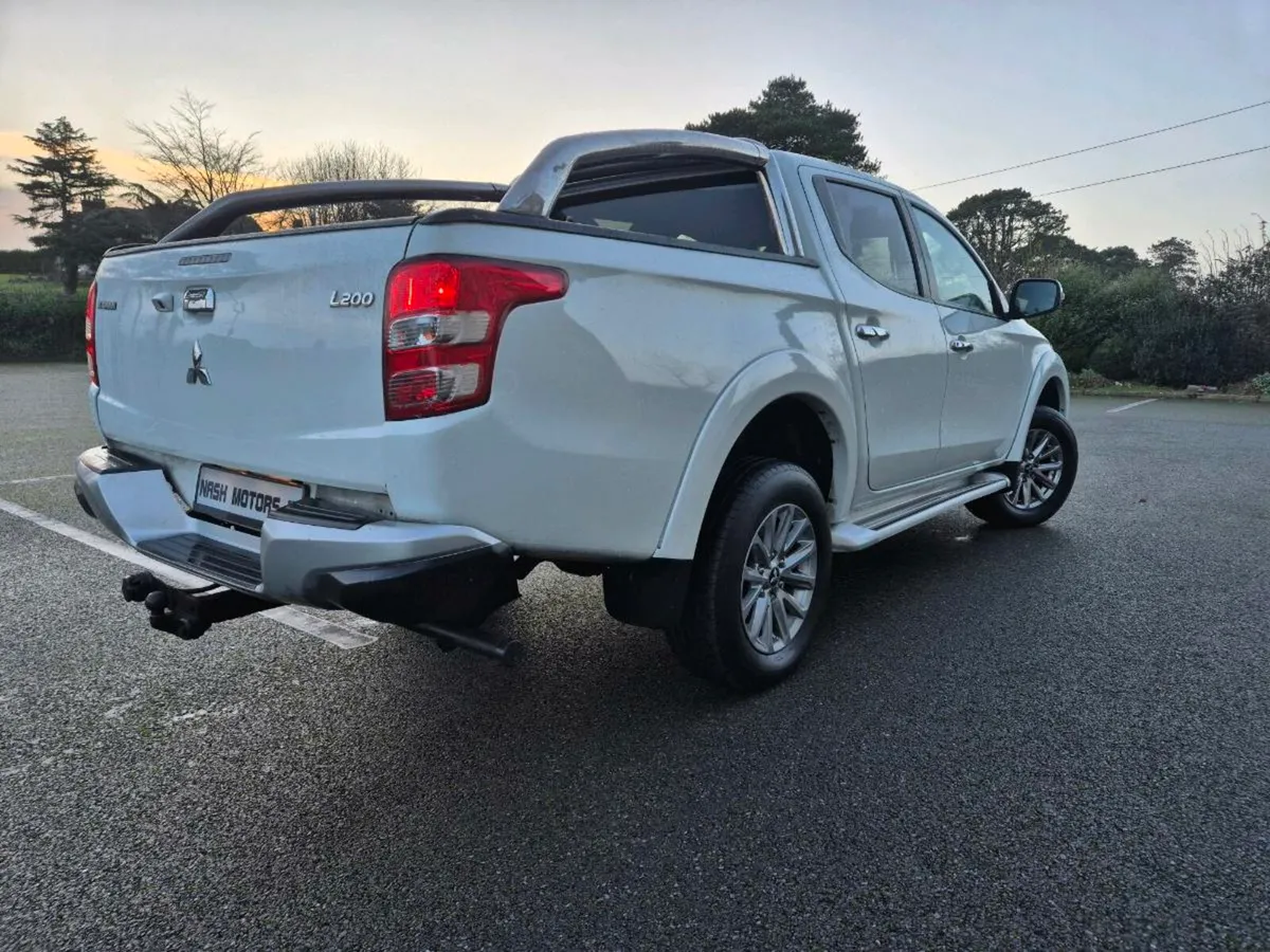2018 mitsubishi l200  NO VAT - Image 2