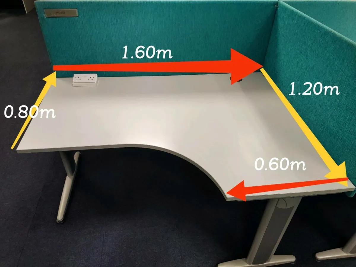 Radial Office Desks excellent condition furniture - Image 3