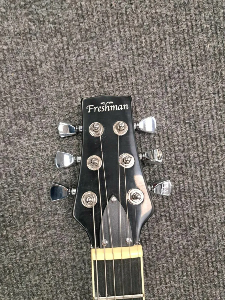 Freshman Cherry SG -NEW- - Image 3