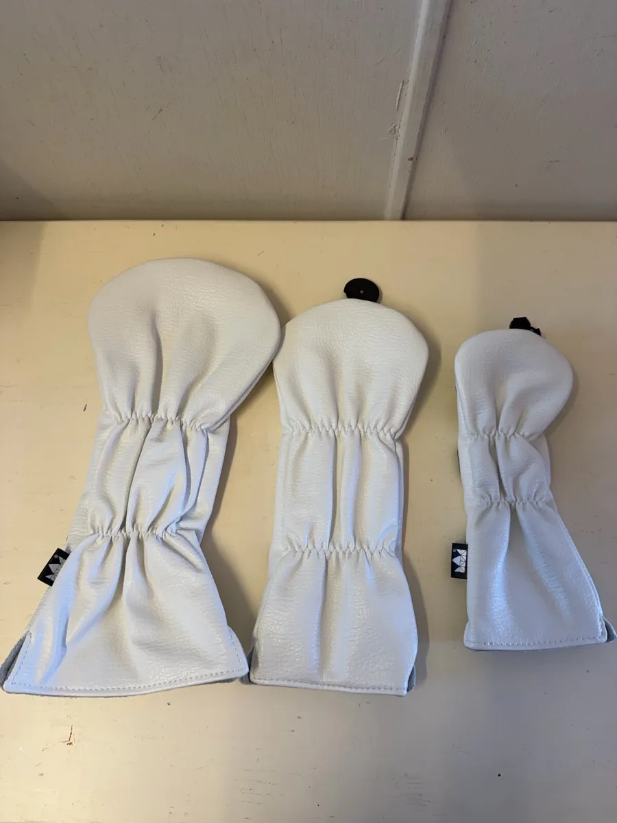 White Four Leaf Clover Golf Head Cover Set - Image 2
