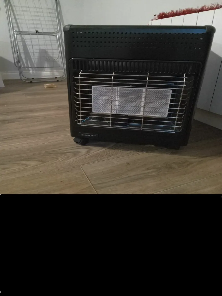 Gas heater + gas bottle - Image 1