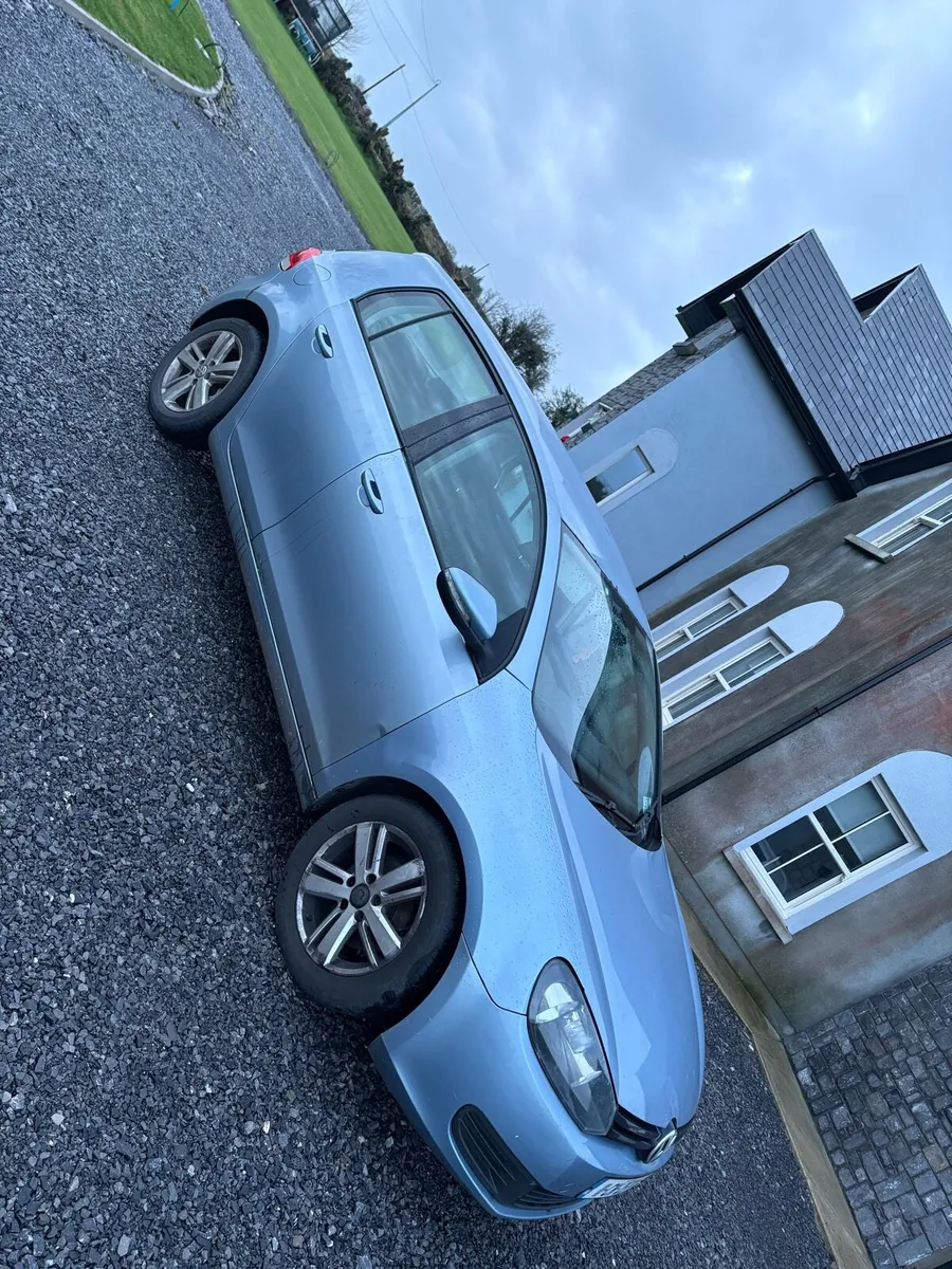 Volkswagen golf 2011 - Image 2