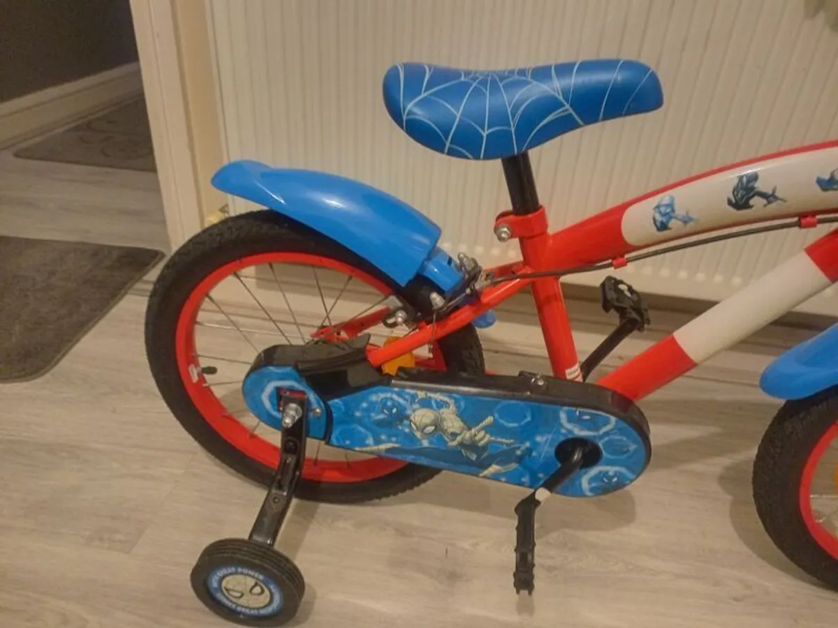 kids spider man bike size 16 inch wheels - Image 3