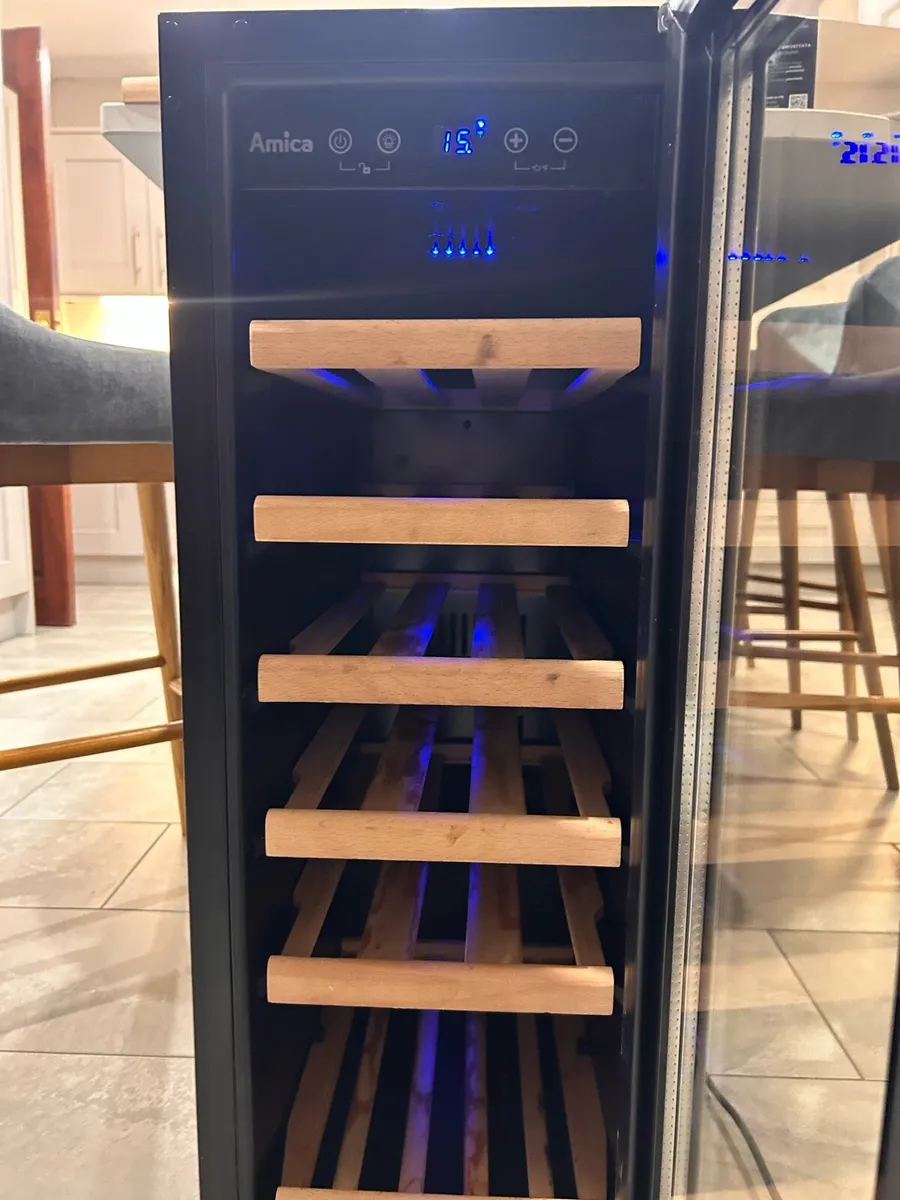 Amica wine cooler fridge - Image 2