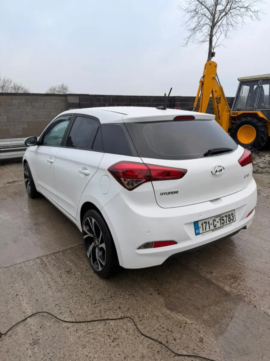 Hyundai i20 - Image 3