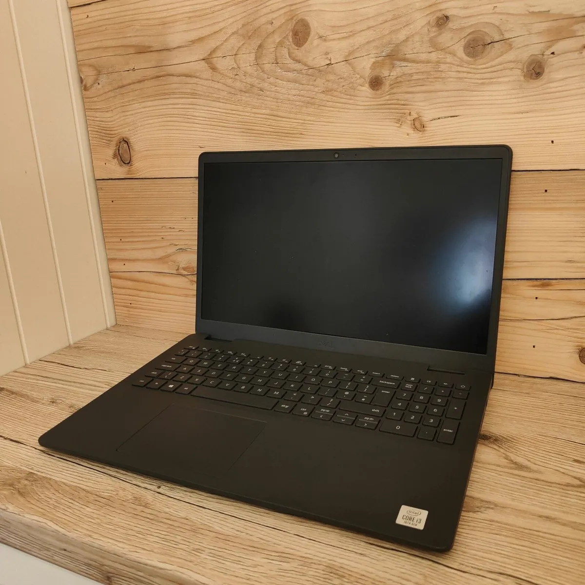 Dell Vostro 3501 / Intel i3 10th Gen / DDR4 / - Image 1