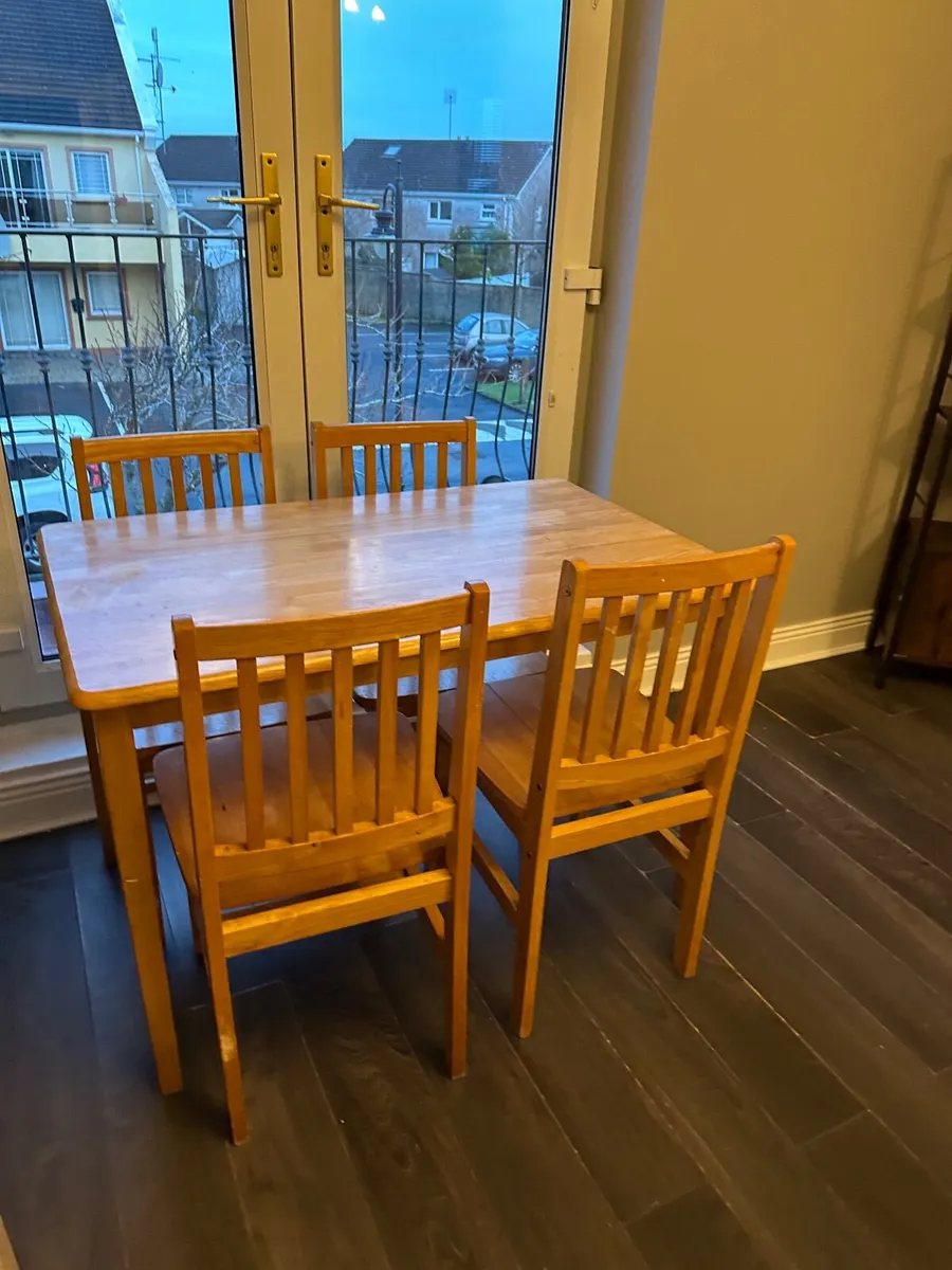 Dining set