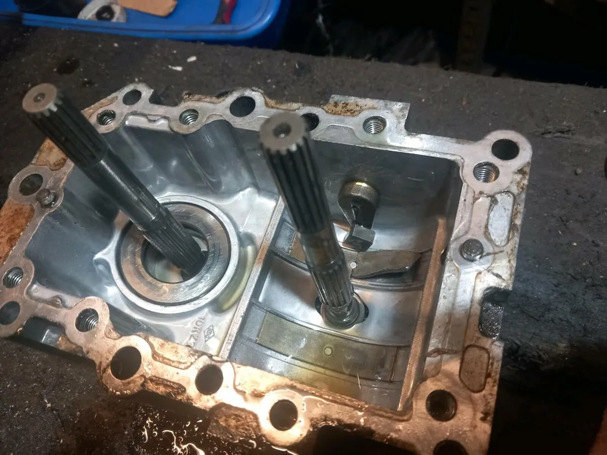 Kubota zero turn pump repairs - Image 2