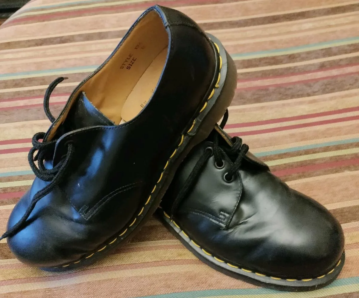 Dr Martens safety shoes 8uk - Image 1