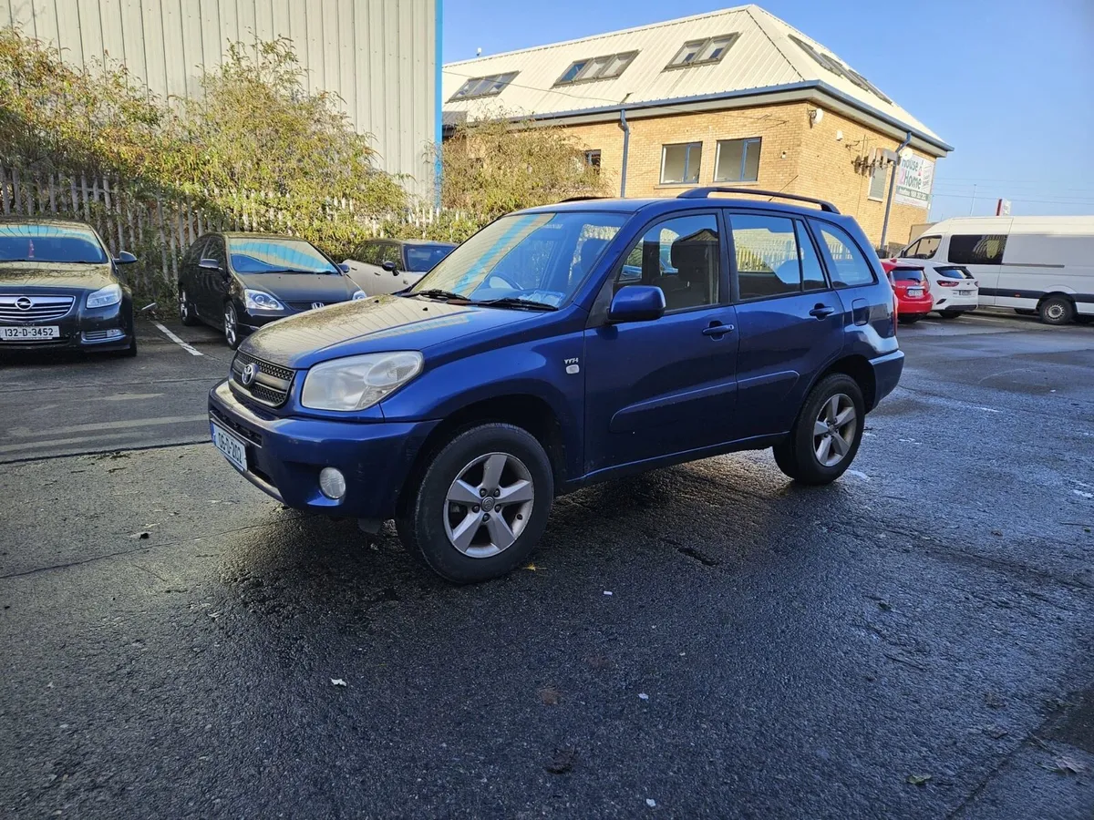 Toyota RAV4 - Image 2