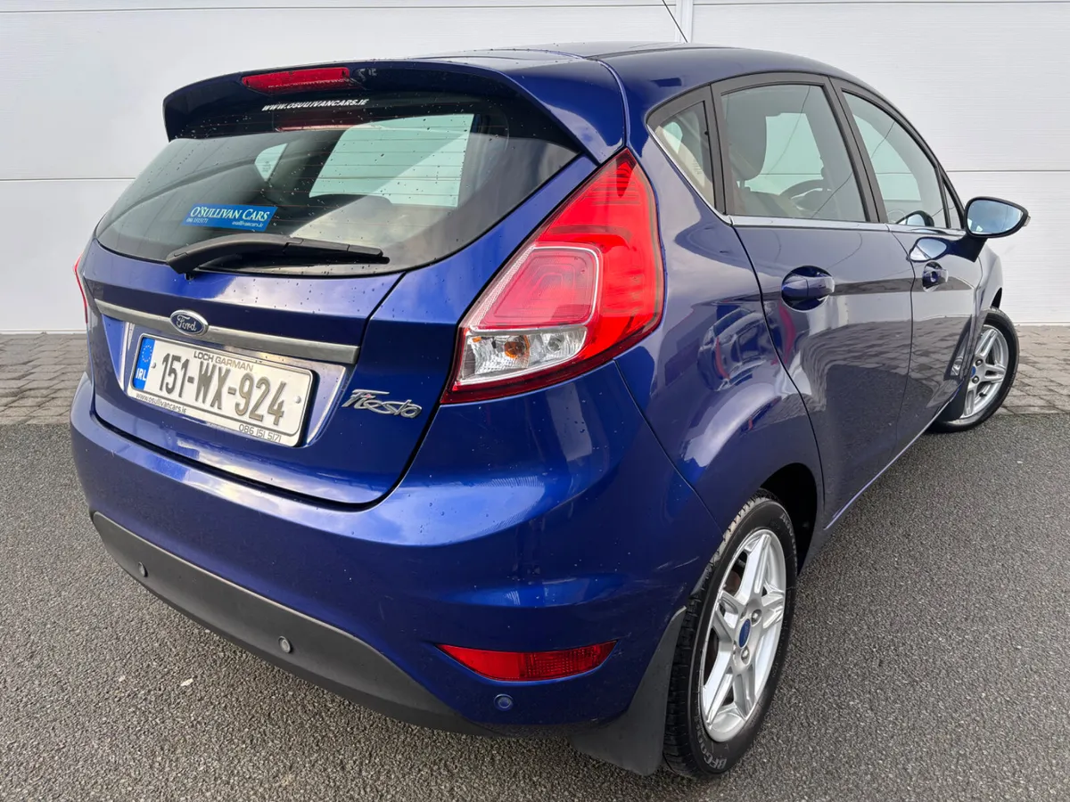2015 FORD FIESTA 1.25i TITANIUM 5D FSH - Image 3