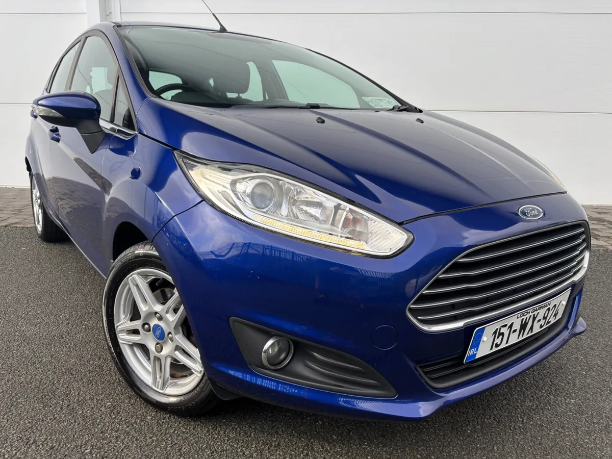 2015 FORD FIESTA 1.25i TITANIUM 5D FSH - Image 1