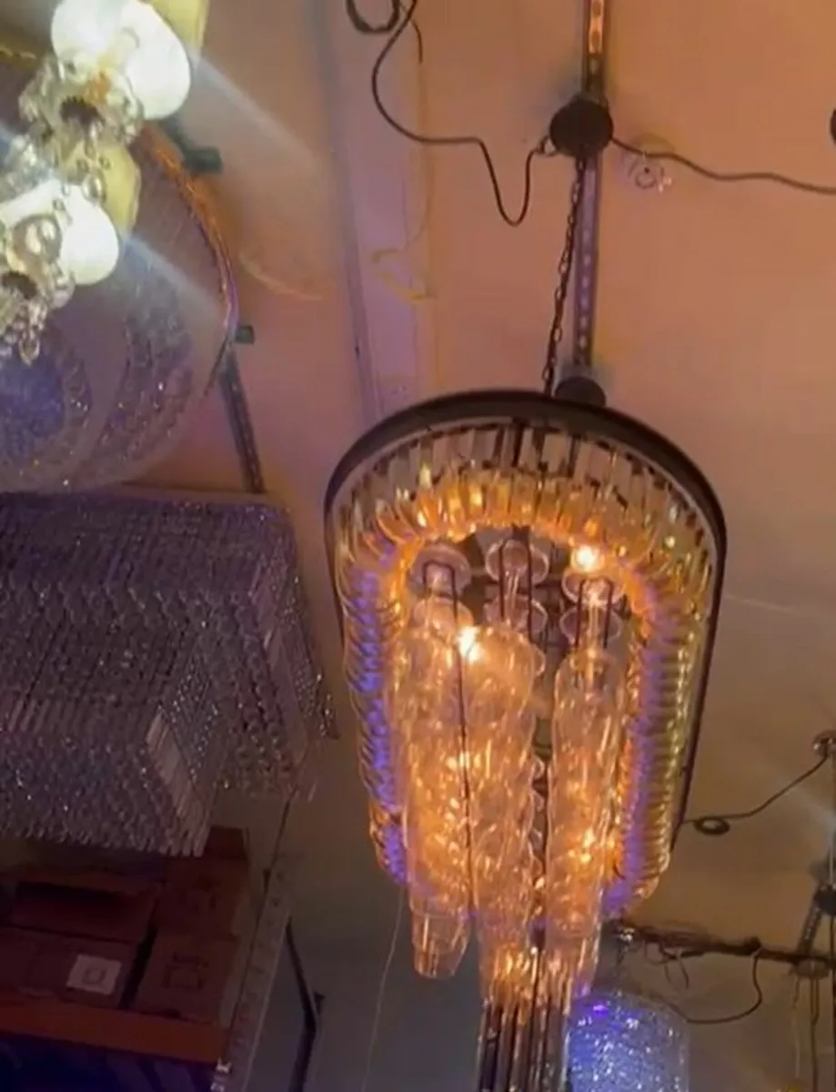 JOB LOT Island Chandeliers 4 Units - Image 2