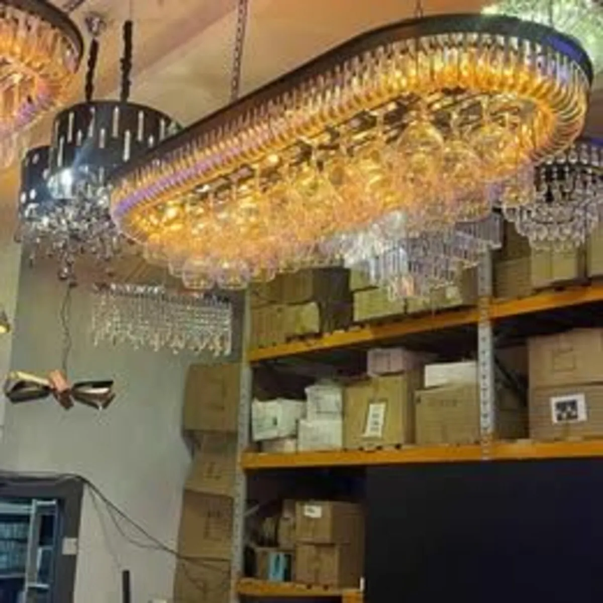 JOB LOT Island Chandeliers 4 Units - Image 3